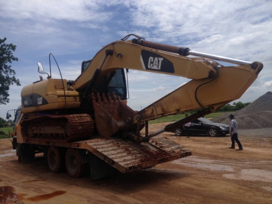 ขาย 1,450,000 CAT 320 D  เครื่องดี ปั้มแรง ไฟฟ้าครบ เอวแน่น โซ่อ่อน รอนเลอร์แตก 5 ลูก เอกสารใบแจ้งจำหน่าย 090-772-3710 090-772-3708