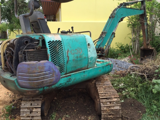 ขายรถแบคโฮ KOMATSU PC30-7 ราคา 250000