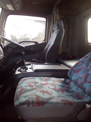 ขายรถฮีโน่ เมก้า ติดเครนกะบะยาว 6เมตร ขายรถฮีโน่ เมก้า ติดเครนกะบะยาว 6เมตร