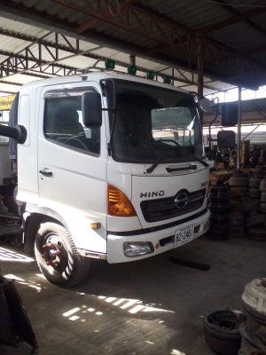 ขายรถฮีโน่ เมก้า ติดเครนกะบะยาว 6เมตร ขายรถฮีโน่ เมก้า ติดเครนกะบะยาว 6เมตร