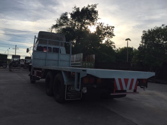 อีซุซุ กะบะพื้นเรียบ10ล้อ 195แรงม้า สนใจติดต่อ097-3597899