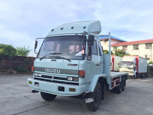 อีซุซุ กะบะพื้นเรียบ10ล้อ 195แรงม้า สนใจติดต่อ097-3597899