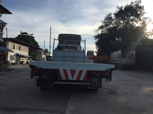 อีซุซุ กะบะพื้นเรียบ10ล้อ 195แรงม้า สนใจติดต่อ097-3597899