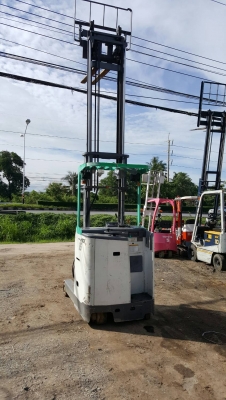 โฟล๊คลิฟ SHINKO ยืนขับ 1.5 ตัน  สูง 4 เมตร