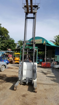 โฟล๊คลิฟ SHINKO ยืนขับ 1.5 ตัน  สูง 4 เมตร