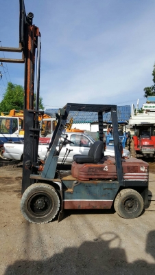 โฟล๊คลิฟ THILIFT 3 ตัน  สูง 3 เมตร เครื่อง ISUZU C240 ดีเซล