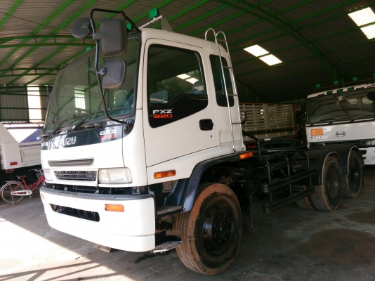 ขาย DECA 320 เครื่อง 6DS1 หัวลากรถห้างเดิม ปี 52 สภาพใหม่พร้อมทะเบียน