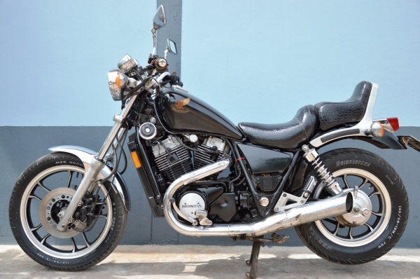 Honda NV750 ทะเบียนแท้ RC14 Honda NV750 ทะเบียนแท้ RC14