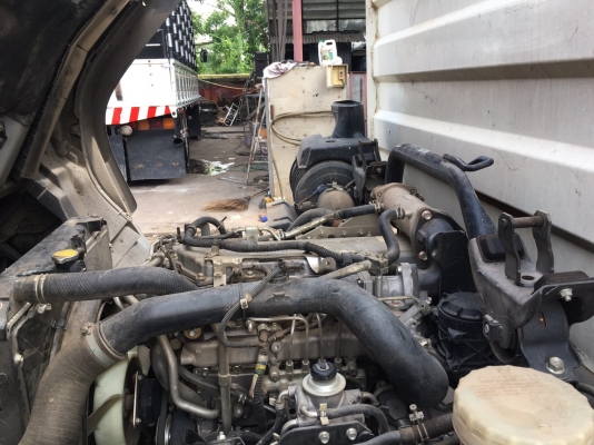 ขายหกล้อFRR210 แรง ยาว6.50ม เดิมๆไม่เคยทำสี 90000ก มขาย สด ผ่อน