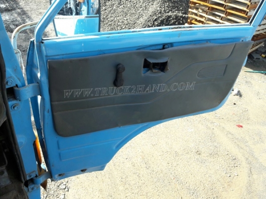 6 ล้อ กระบะคาร์โก้ พื้นเหล็ก ยี่ห้อ ISUZU รุ่น KS   เครื่อง 4BB1 4 สูบ 100 แรง