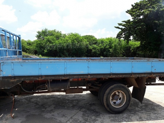 6 ล้อ กระบะคาร์โก้ พื้นเหล็ก ยี่ห้อ ISUZU รุ่น KS   เครื่อง 4BB1 4 สูบ 100 แรง