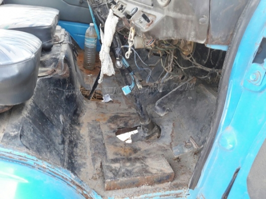 6 ล้อ กระบะคาร์โก้ พื้นเหล็ก ยี่ห้อ ISUZU รุ่น KS   เครื่อง 4BB1 4 สูบ 100 แรง