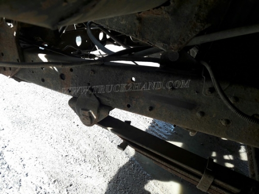 6 ล้อ กระบะคาร์โก้ พื้นเหล็ก ยี่ห้อ ISUZU รุ่น KS   เครื่อง 4BB1 4 สูบ 100 แรง