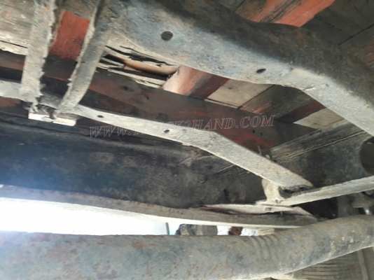 6 ล้อ กระบะคาร์โก้ พื้นเหล็ก ยี่ห้อ ISUZU รุ่น KS   เครื่อง 4BB1 4 สูบ 100 แรง