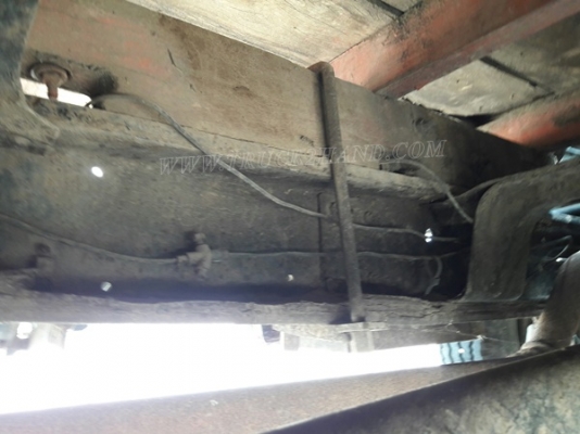 6 ล้อ กระบะคาร์โก้ พื้นเหล็ก ยี่ห้อ ISUZU รุ่น KS   เครื่อง 4BB1 4 สูบ 100 แรง