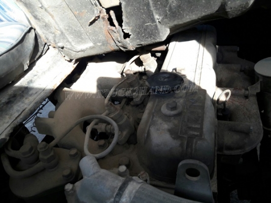 6 ล้อ กระบะคาร์โก้ พื้นเหล็ก ยี่ห้อ ISUZU รุ่น KS   เครื่อง 4BB1 4 สูบ 100 แรง