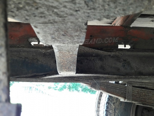 6 ล้อ กระบะคาร์โก้ พื้นเหล็ก ยี่ห้อ ISUZU รุ่น KS   เครื่อง 4BB1 4 สูบ 100 แรง