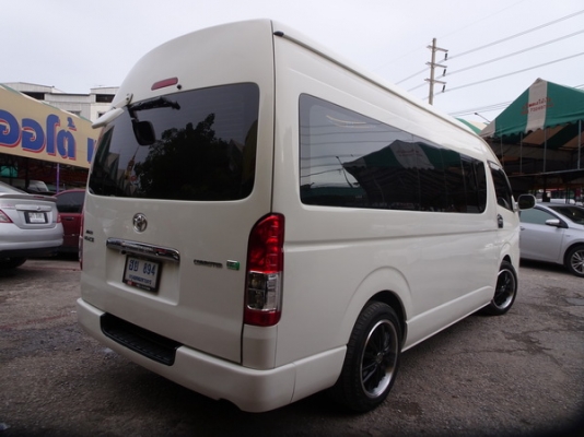 รถตู้เกียร์ ออโต้ / แต่งVIPเต็มๆทั้งคัน ปี2013