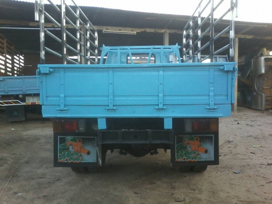 ISUZU  หกล้อสั้น  88  แรง  เครื่องดี  ครัชชีสวย  เอกสารพร้อม