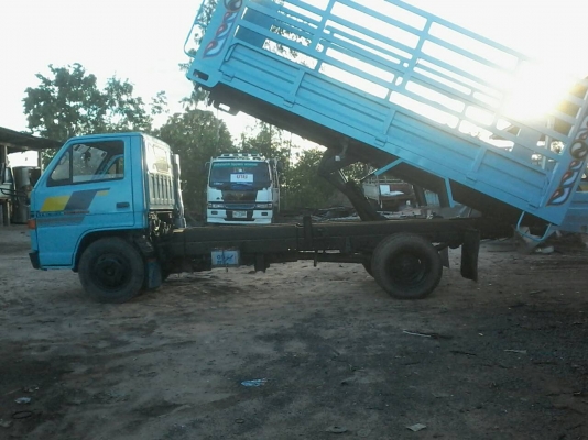 ISUZU  หกล้อสั้น  88  แรง  เครื่องดี  ครัชชีสวย  เอกสารพร้อม