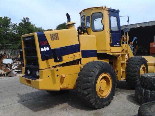 KOMATSU 530 นำเข้าจากประเทศญี่ปุ่น KOMATSU 530 นำเข้าจากประเทศญี่ปุ่น