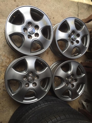 ขายล้อแม็ก vigo สีรมดำ ขอบ16 ชุดละ 5000 บาท