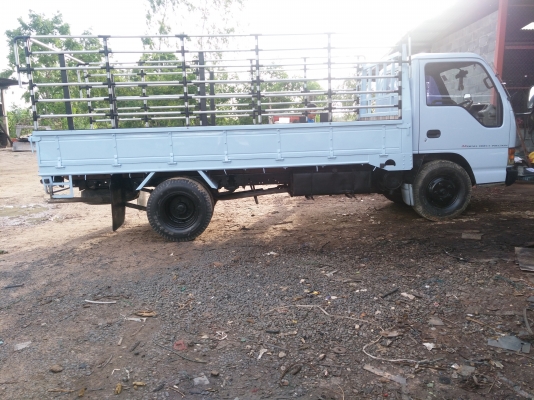 ISUZU  110 ประตูเหว้า  รถเดิม  เครื่องดี  ครัชชีดี   พร้อมใช้งาน