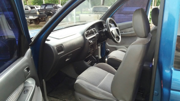 4WD ปี 01 เครื่องดี คัชชีสวย ขับดี เกืยรดี แอร์เย็น Tel 0862691888 หรือ 0864747394 สุราษฎร์ 4WD ปี 01 เครื่องดี คัชชีสวย ขับดี เกืยรดี แอร์เย็น Tel 0862691888 หรือ 0864747394 สุราษฎร์