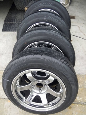 TE37 ขอบ 15 กว้าง 8 สีไฮเปอร์ พร้อมยางดันลอป