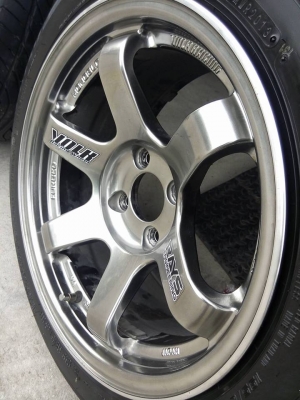 TE37 ขอบ 15 กว้าง 8 สีไฮเปอร์ พร้อมยางดันลอป