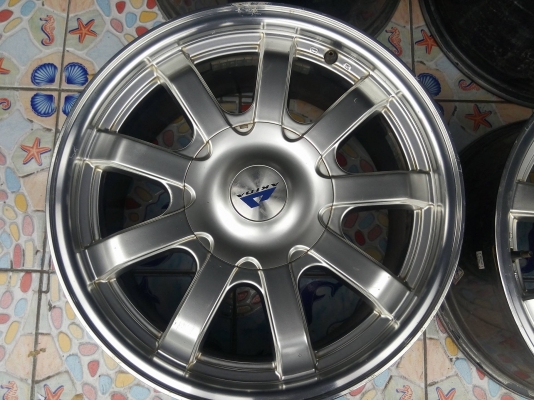 แม็กกระบะ 6 รู ขอบ 17 กว้าง 8 สีไฮเปอร์ หล่อๆ