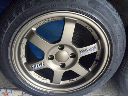 แม็กใหม่ TE37 ขอบ 15 กว้าง 7 สีทองฟอร์จ พร้อมยาง แม็กใหม่ TE37 ขอบ 15 กว้าง 7 สีทองฟอร์จ พร้อมยาง