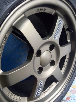 แม็กใหม่ TE37 ขอบ 15 กว้าง 7 สีทองฟอร์จ พร้อมยาง แม็กใหม่ TE37 ขอบ 15 กว้าง 7 สีทองฟอร์จ พร้อมยาง