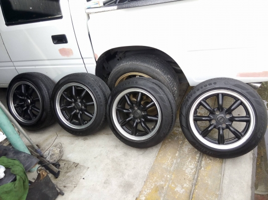 กล้วยขอบ 15 กว้าง 7 ใส่รถ 4 รู 100 ยางสดไฟร์สโตนปี15