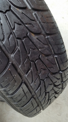 ขายล้อISUZU All 16 ยาง215/65/16 ปี 15  4 ล้อ