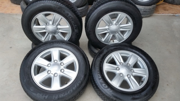 ขายล้อISUZU All 16 ยาง215/65/16 ปี 15  4 ล้อ