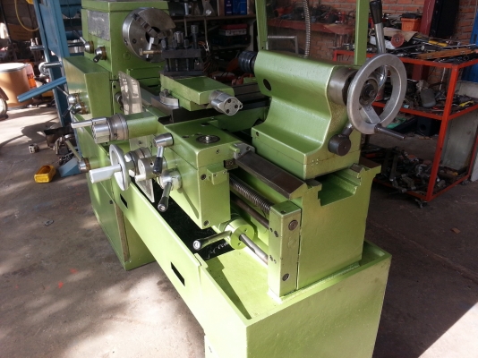 ขายเครื่องกลึง 5 ฟุต หลุดมัดจำขายต่อครับ ขายเครื่องกลึง 5 ฟุต หลุดมัดจำขายต่อครับ