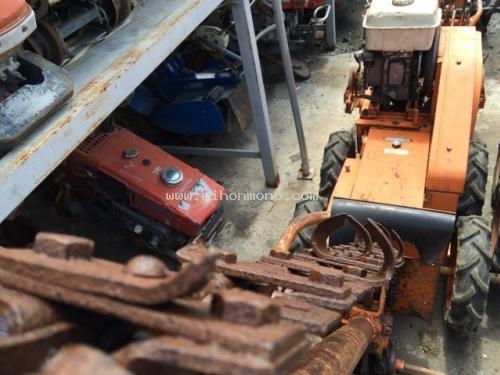 รถขุดร่องดินเดินตาม รหัสสินค้า : 80903932 www.nihonmono.com รถขุดร่องดินเดินตาม รหัสสินค้า : 80903932 www.nihonmono.com