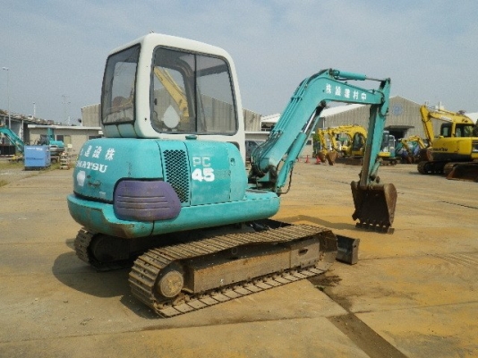 ขายรถแบคโฮ KOMATSU PC45-7 รถนอกนำเข้าเอง สภาพสวยพร้อมใช้งาน ถึงไทยเร็วๆนี้