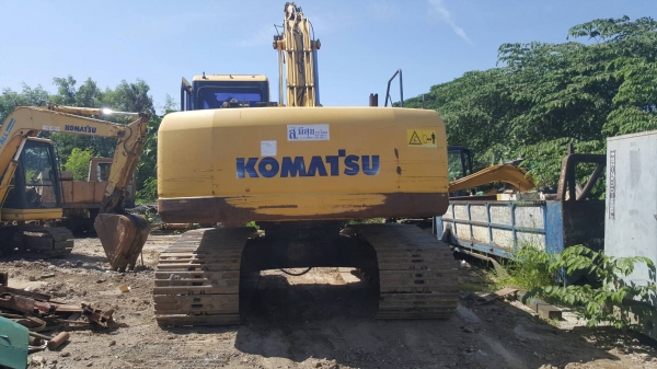 ขายแบคโฮ Komatsu pc200-7