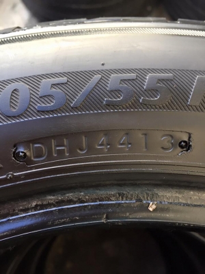 ขายยาง BRIDGESTONE ECOPIA EP200 205-55-16 ปี13 ดอกเต็ม ไม่มีปะ ชุดละ 3,000 บาท