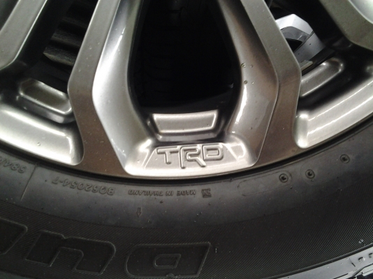 ล้อแท้ TOYOTA FORTUNER TRD 4 พร้อมยางใหม่ๆ