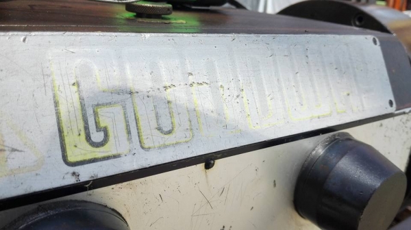 ** SOLD ** แท่นกลึง GOODWAY 6 ฟุต เกียร์บล็อค 4 เพลาเด้งเบรค/มีปั้มน้ำ/สามขา/ถอดคอม้าได้/นิ้วมิลในตัว เครื่องสวยรางคมมาเทสก่อนได้!!