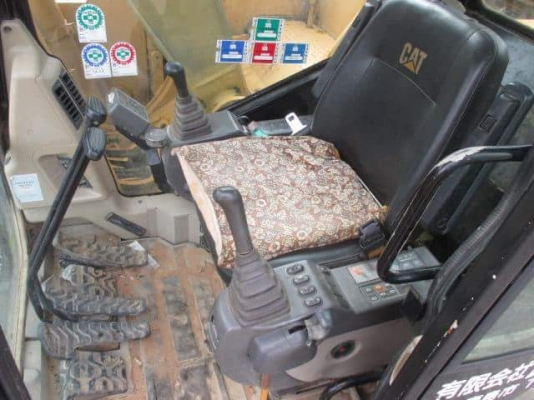 ขายCATERPILLAR..303CR...มาใหม่..เก่าญี่ปุ่นแท้....สภาพสวย..เครื่องปั๊มดี.....ระบบคล่อง...พร้อมหัวกระแทก... .  สนใจโทร..089-3818694..ดวงนภา