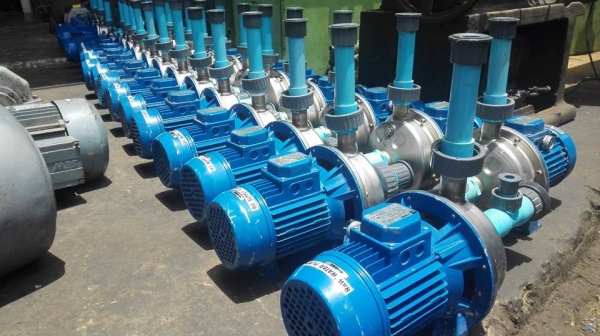 ** SOLD ** ปั้มน้ำหัวสแตนเลส EBARA ITALY ขนาด 0.75 HP 380V สภาพใหม่ 95\% ใสๆงานเดิมๆสีเดิมๆนุ่มทุกตัวมาเทสก่อนได้!!