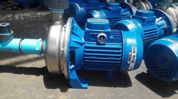 ** SOLD ** ปั้มน้ำหัวสแตนเลส EBARA ITALY ขนาด 0.75 HP 380V สภาพใหม่ 95\% ใสๆงานเดิมๆสีเดิมๆนุ่มทุกตัวมาเทสก่อนได้!!