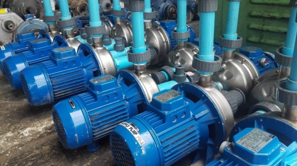 ** Sold ** ปั้มน้ำหัวสแตนเลส EBARA ITALY ขนาด 1.2 HP 380V สภาพใหม่ 95\% ใสๆงานเดิมๆสีเดิมๆนุ่มทุกตัวมาเทสก่อนได้!!