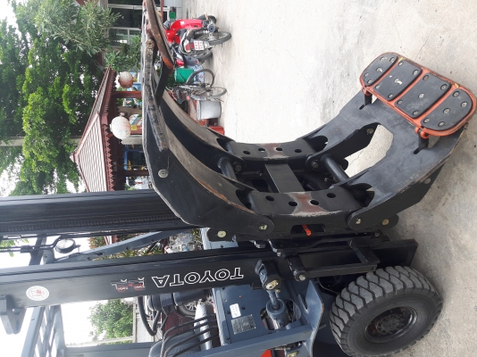 ขายรถฟอร์คลิฟTOYOTA เสาสูง มีหัวคีป สภาพใหม่พร้อมใช้งาน.