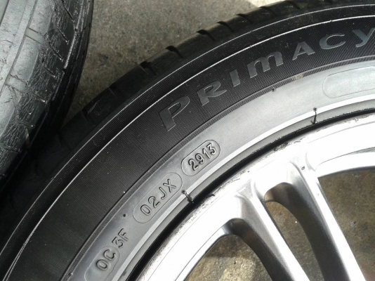 ขอบ17นิ้ว5รู114 พร้อมยาง สวยๆ 4 ล้อ ราคา 7500 บาท