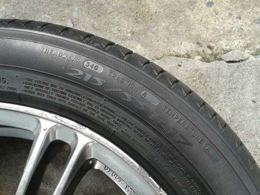 ขอบ17นิ้ว5รู114 พร้อมยาง สวยๆ 4 ล้อ ราคา 7500 บาท